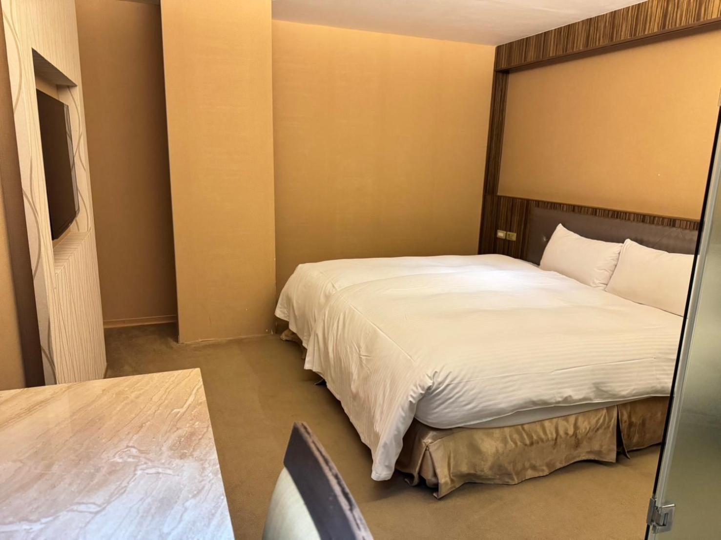 友愛京賞國際大飯店 Yoai Jing Shang Hotel Каосюн Екстериор снимка